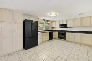 4538 W Purdue Ave, Glendale, AZ 85302 - Photo 14