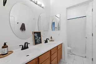 558 E Mead Pl, Chandler, AZ 85249 - Photo 52