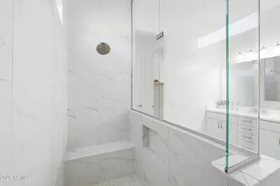 21718 N 58th Street, Phoenix, AZ 85054 - Photo 10