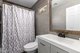 1136 E Sunnyslope Ln, Phoenix, AZ 85020 - Photo 22