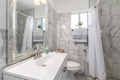 1136 E Sunnyslope Lane, Phoenix, AZ 85020 - Photo 18