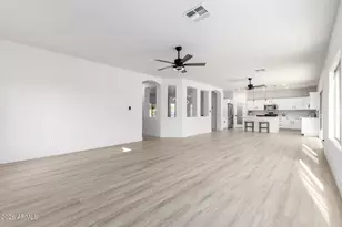 863 E Megan Dr, San Tan Valley, AZ 85140 - Photo 10