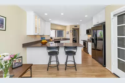 4005 E Round Hill Drive, Phoenix, AZ 85028 - Photo 10