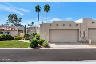 4005 E Round Hill Drive, Phoenix, AZ 85028 - Photo 2