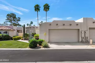 4005 E Round Hill Dr, Phoenix, AZ 85028 - Photo 2