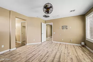 26329 N Babbling Brook Dr, Phoenix, AZ 85083 - Photo 20