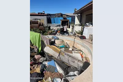 3401 W Saint Moritz Lane, Phoenix, AZ 85053 - Photo 8