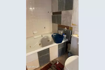 3401 W Saint Moritz Lane, Phoenix, AZ 85053 - Photo 6