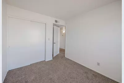 8821 W Sahuaro Drive, Peoria, AZ 85345 - Photo 10