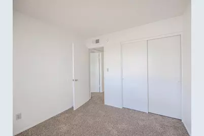 8821 W Sahuaro Drive, Peoria, AZ 85345 - Photo 18