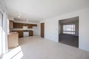 8821 W Sahuaro Dr, Peoria, AZ 85345 - Photo 12