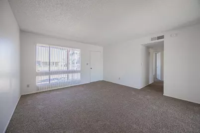 8821 W Sahuaro Drive, Peoria, AZ 85345 - Photo 6