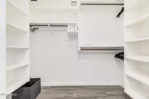 231 Laguna Dr E, Litchfield Park, AZ 85340 - Photo 22