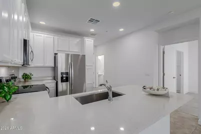 2511 W Queen Creek Road #279, Chandler, AZ 85248 - Photo 2