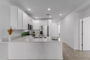 2511 W Queen Creek Rd, Chandler, AZ 85248 - Photo 8