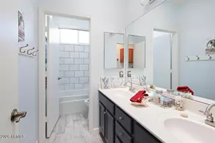 20403 N 29th St, Phoenix, AZ 85050 - Photo 22