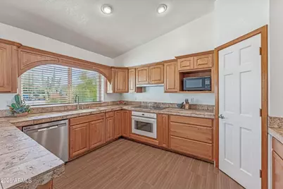 12624 N 73rd Place, Scottsdale, AZ 85260 - Photo 14