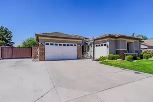 19828 S 190th St, Queen Creek, AZ 85142 - Photo 2