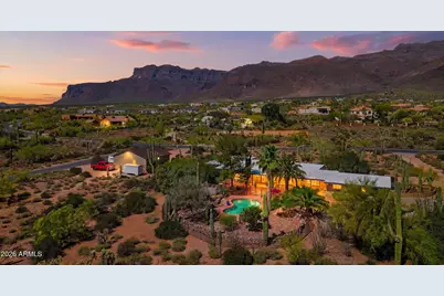 10685 E Valley View Drive, Gold Canyon, AZ 85118 - Photo 2