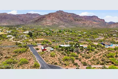 10685 E Valley View Drive, Gold Canyon, AZ 85118 - Photo 2