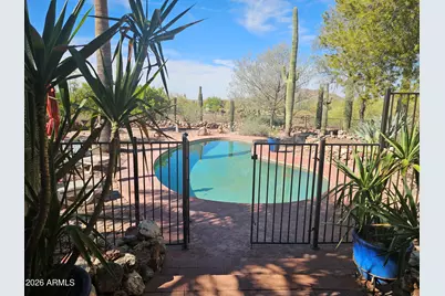 10685 E Valley View Drive, Gold Canyon, AZ 85118 - Photo 2