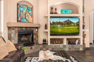 2324 E La Verna Way, Phoenix, AZ 85086 - Photo 16