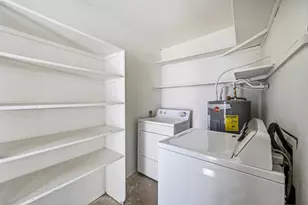 559 S Lesueur St, Mesa, AZ 85204 - Photo 16