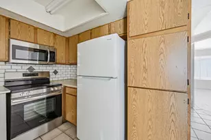 559 S Lesueur St, Mesa, AZ 85204 - Photo 6