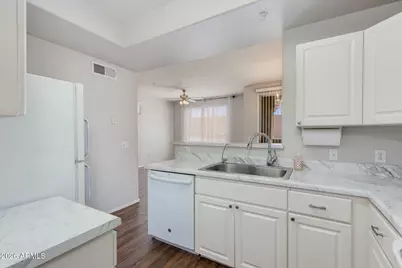 5303 N 7th Street #215, Phoenix, AZ 85014 - Photo 12