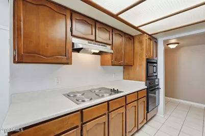 653 E Bates Street, Mesa, AZ 85203 - Photo 10