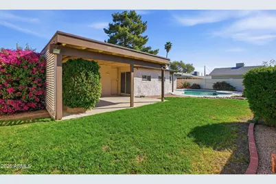 653 E Bates Street, Mesa, AZ 85203 - Photo 32