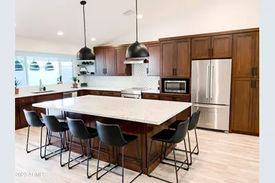 9067 E Larkspur Drive, Scottsdale, AZ 85260 - Photo 4