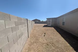 8920 W Rafael Dr, Arizona City, AZ 85123 - Photo 24