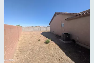 8920 W Rafael Drive, Arizona City, AZ 85123 - Photo 26