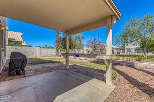 220 W Verano Pl, Gilbert, AZ 85233 - Photo 32