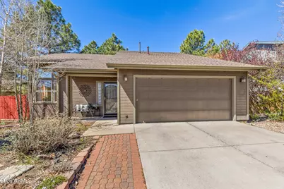 617 N Locust Drive, Flagstaff, AZ 86001 - Photo 1