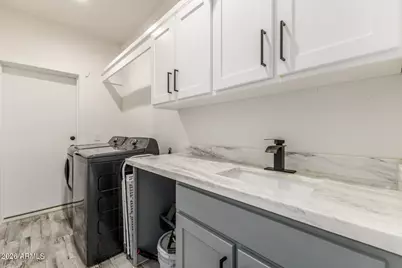 12459 W Lobo Drive, Arizona City, AZ 85123 - Photo 16