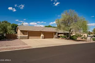 8216 W Briden Ln, Peoria, AZ 85383 - Photo 2