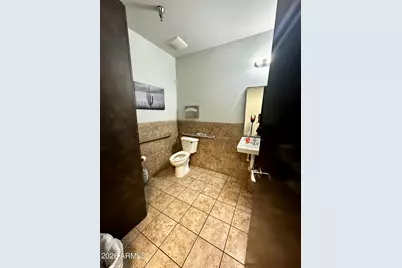 17100 N 67th Avenue #BLDG E, Glendale, AZ 85308 - Photo 14