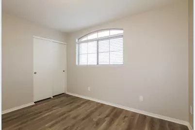 15052 W Bottle Tree Avenue, Surprise, AZ 85374 - Photo 14