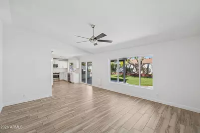 9380 E Kalil Drive, Scottsdale, AZ 85260 - Photo 8