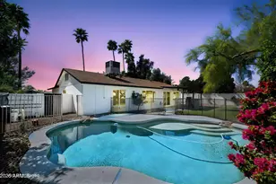 9380 E Kalil Dr, Scottsdale, AZ 85260 - Photo 32