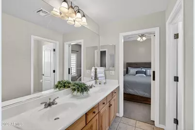 781 E Capricorn Way, Chandler, AZ 85249 - Photo 30