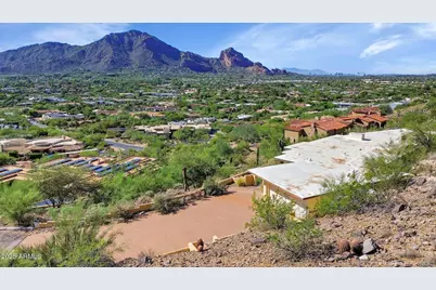 7040 N Invergordon Road #00, Paradise Valley, AZ 85253 - Photo 10