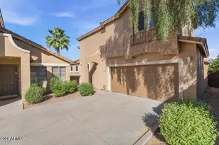 4010 E Melinda Ln, Phoenix, AZ 85050 - Photo 2