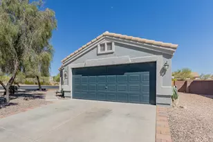 993 S 239th Dr, Buckeye, AZ 85326 - Photo 4