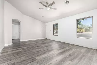 993 S 239th Drive, Buckeye, AZ 85326 - Photo 10