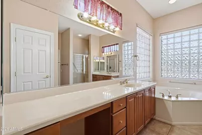 17182 W Gable End Lane, Surprise, AZ 85387 - Photo 28