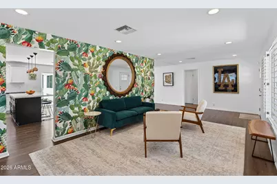 531 W Stella Lane, Phoenix, AZ 85013 - Photo 2