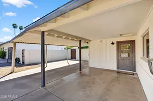 531 W Stella Ln, Phoenix, AZ 85013 - Photo 46